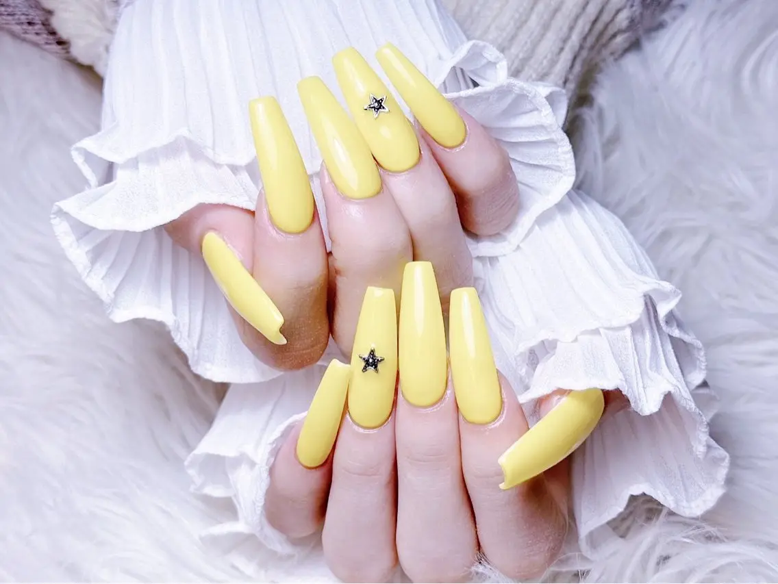 ネイル チークネイル 長さ出し フラワーネイル フレンチネイル ガーリー NEW NAIL 池袋のネイルデザイン