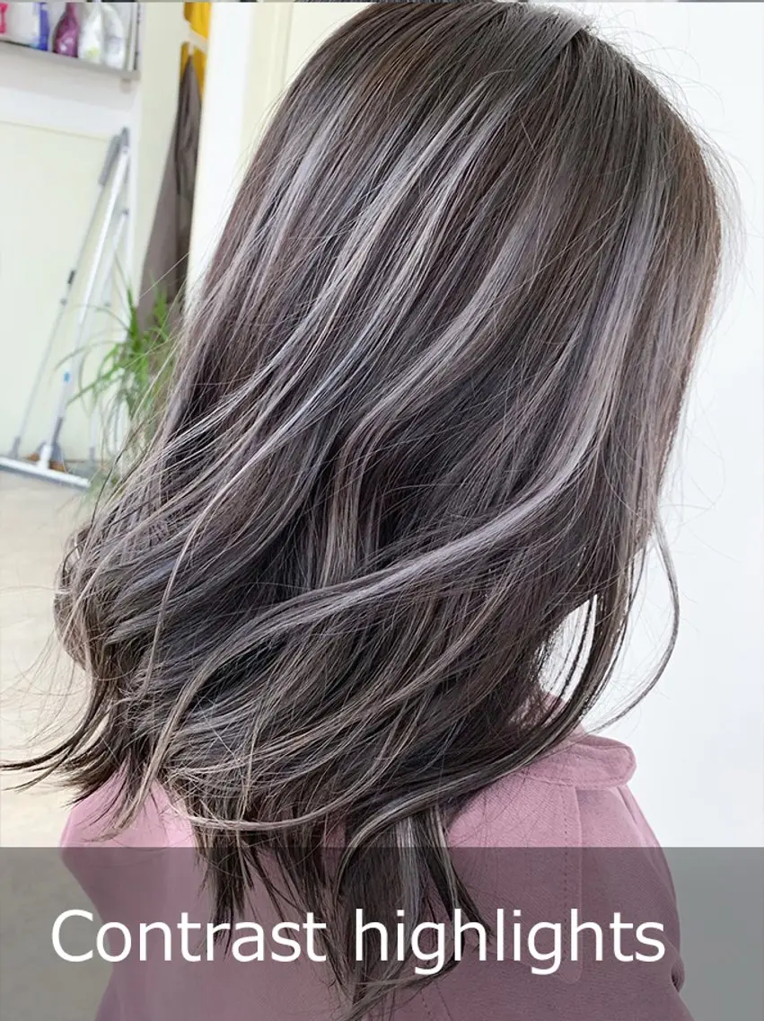 カラー ハイライトカラー 瓦井 沙奈のヘアスタイル