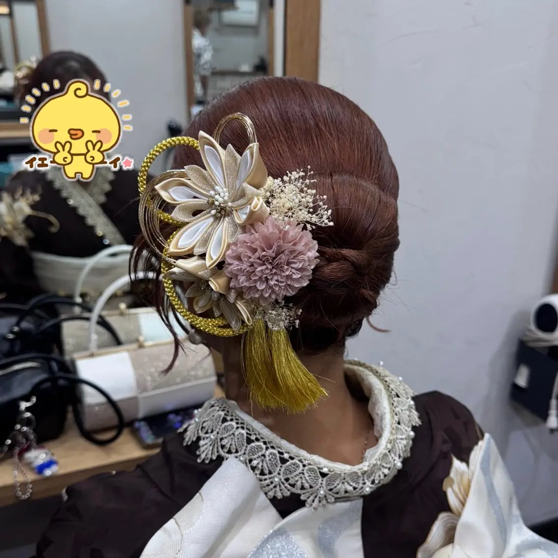 ヘアアレンジ ヘアセット 内田 茉潤のマツエク・マツパデザイン