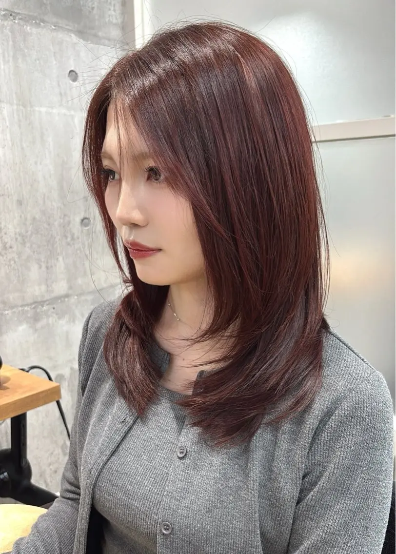 セミロング レイヤーカット カット ヘアカラー トリートメント 堀越 智仁のヘアスタイル