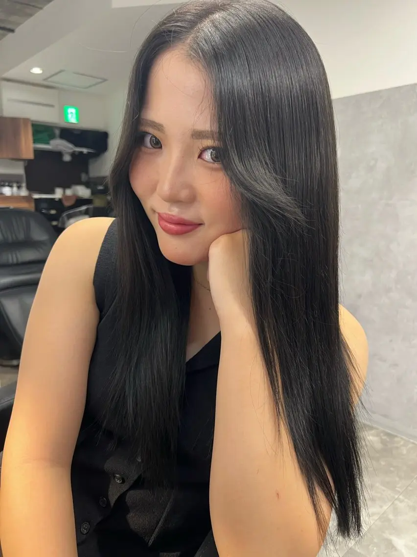 ロング カラー ブリーチ ブリーチなしカラー 顔周りカット レイヤーカット ヘアカラー 透明感/レイヤー 🇰🇷tomonaのヘアスタイル