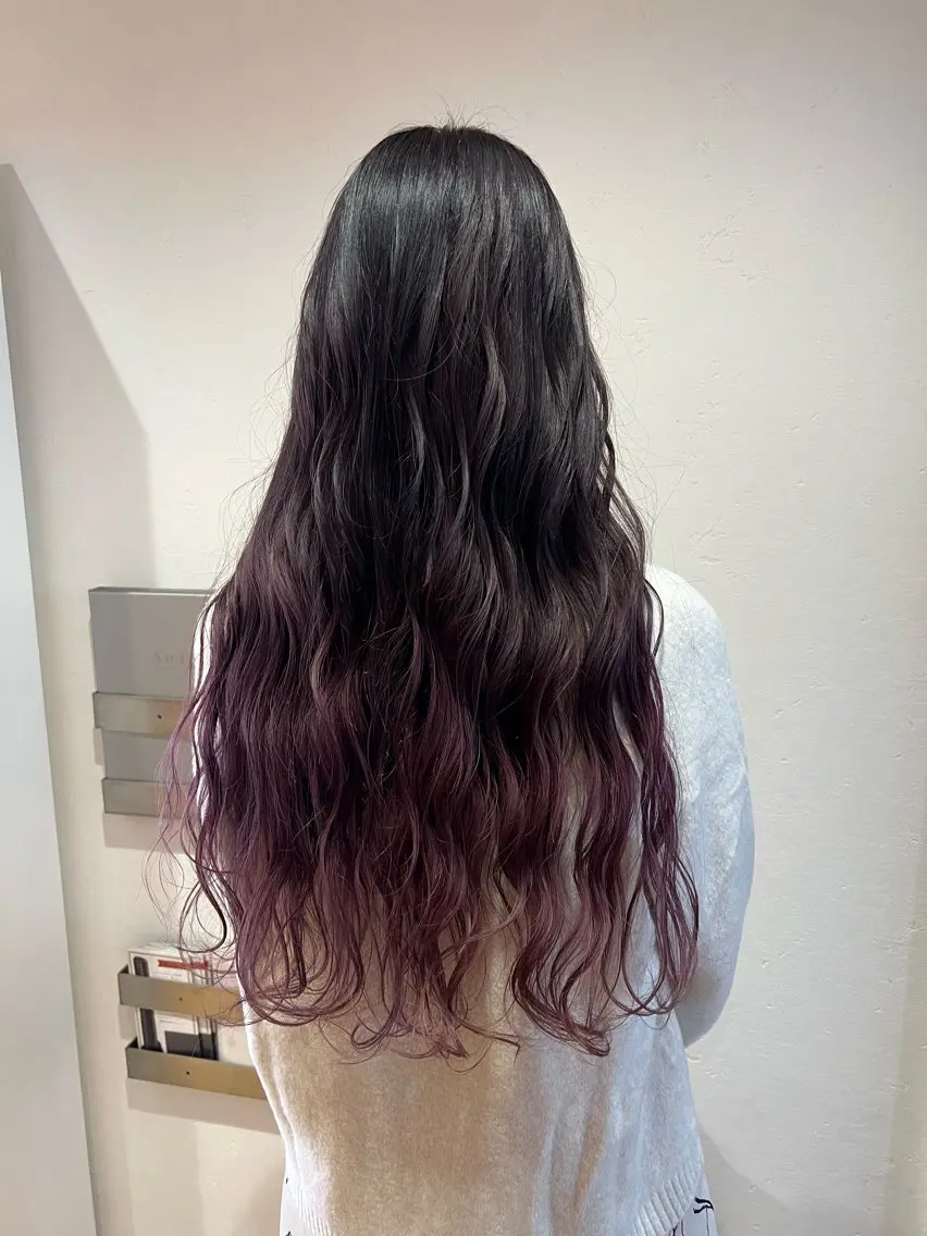 ロング カラー 蓮見 友里のヘアスタイル