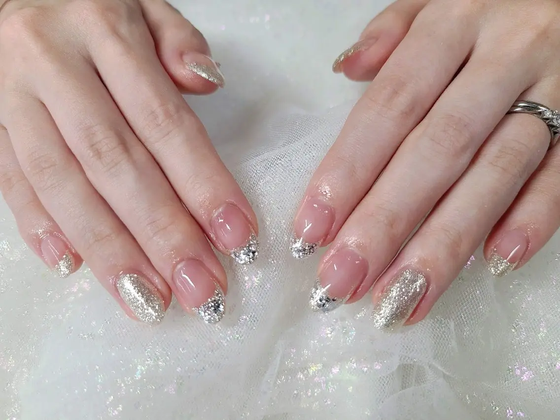 ネイル フレンチネイル ガラスフレンチ アンクル高円寺💅 鈴木のネイルデザイン