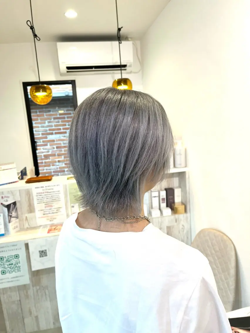ショート カラー イロアイヘアー Renのヘアスタイル