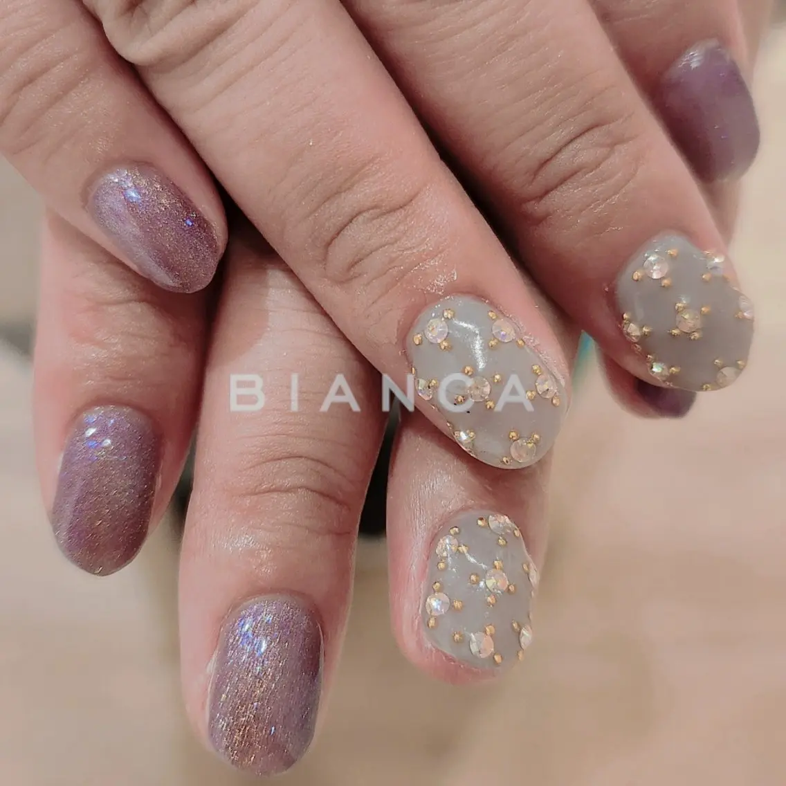 ネイル キラキラネイル マグネットネイル 冬ネイル ハンドネイル Bianca名駅店 あゆのネイルデザイン