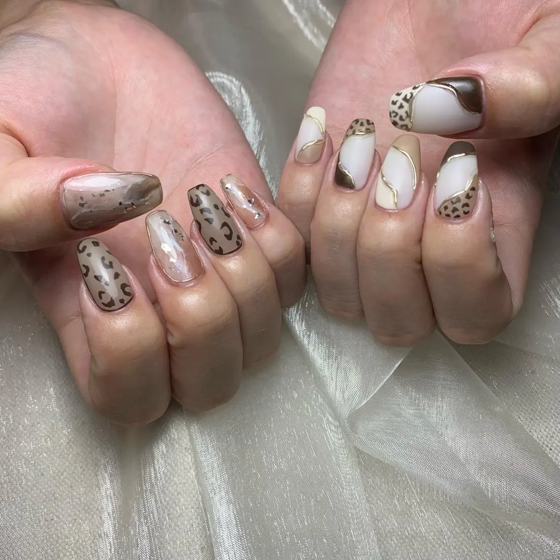 ネイル ハンドネイル 里見 麗のネイルデザイン
