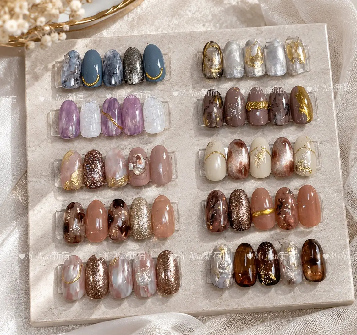 ネイル オーロラネイル べっ甲ネイル ボルドー ブラウン ジェルネイル M+Nail 新宿のネイルデザイン