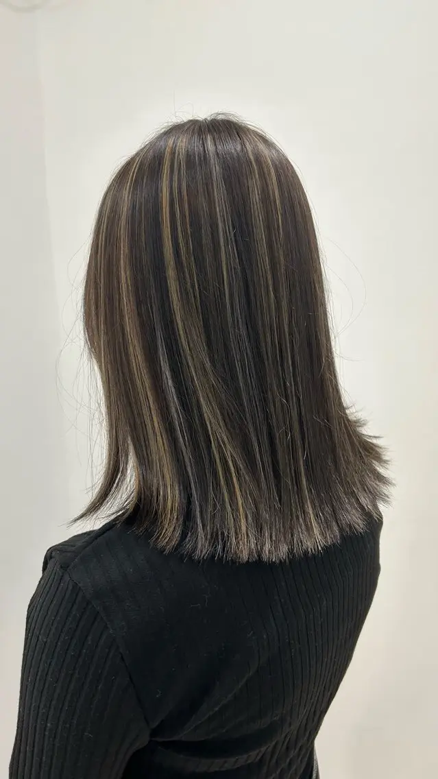 ミディアム カラー ハイライトカラー ハイライト 土田 アキナのヘアスタイル