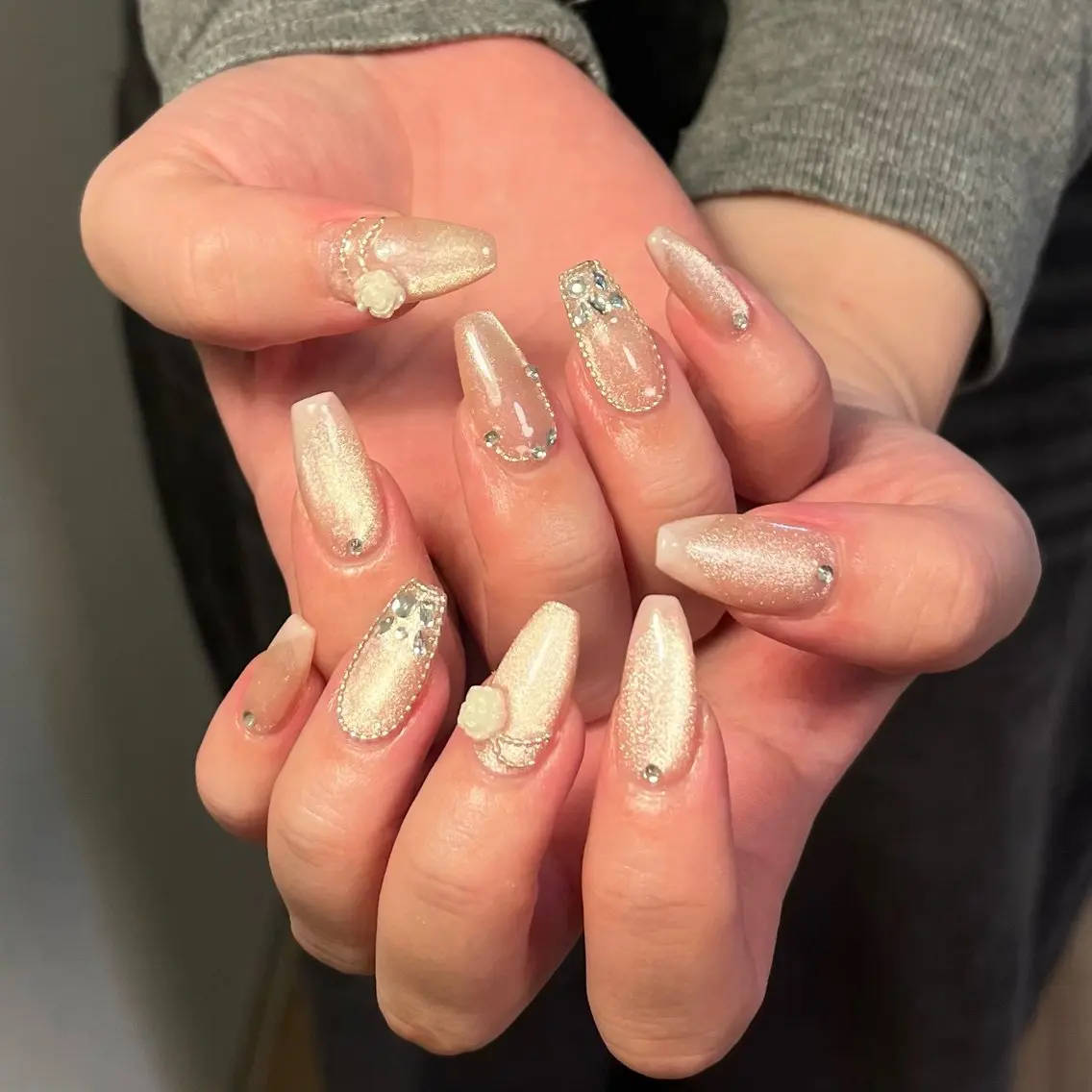 ネイル ハンドネイル フットネイル neroria nailのネイルデザイン