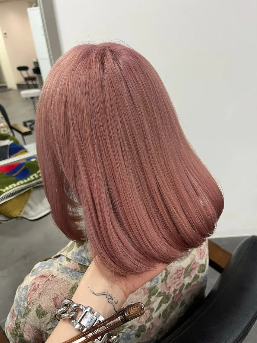 ショート カラー ヘアカラー ヘアセット ♡なんば🫧透明感 🫧naako♡のヘアスタイル