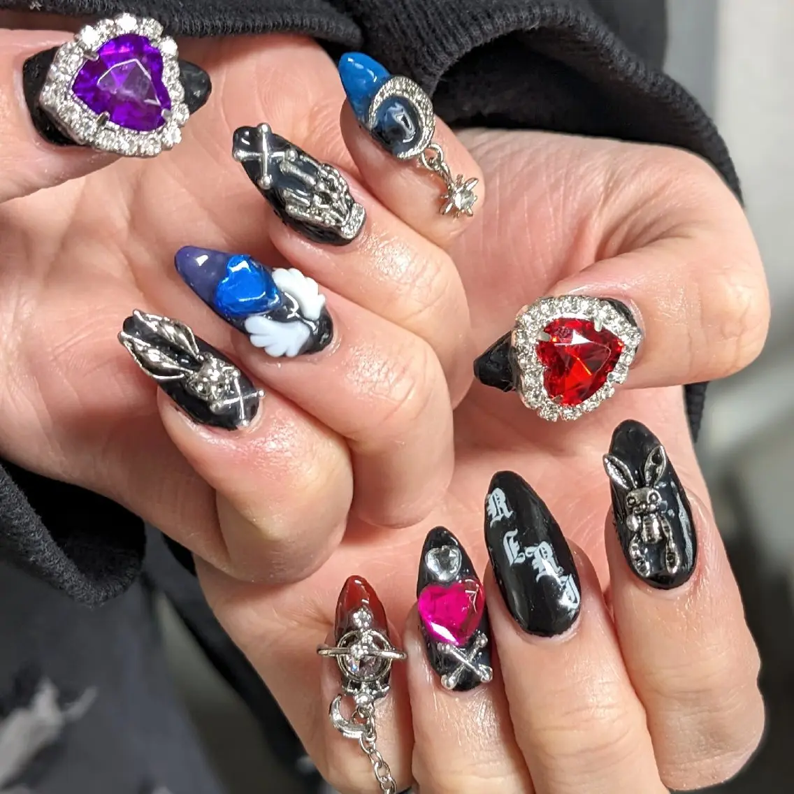ネイル 持ち込み newrandas hitomiのネイルデザイン