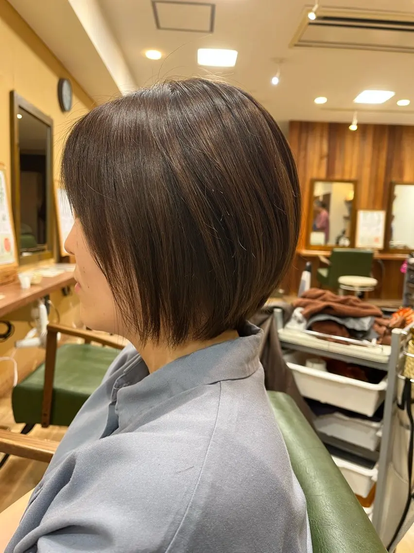 ショート カラー Greens Yokoのヘアスタイル