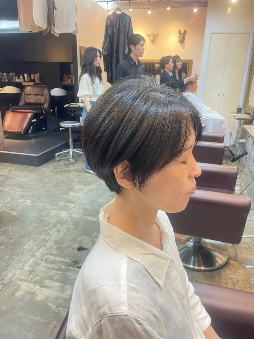 ショート 梅本 春菜のヘアスタイル