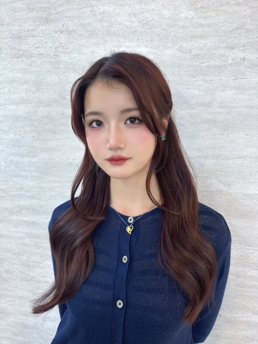 ロング ヘアアレンジ ヘアセット 韓国レイヤーカット/ 儚げカラーチナツのヘアスタイル