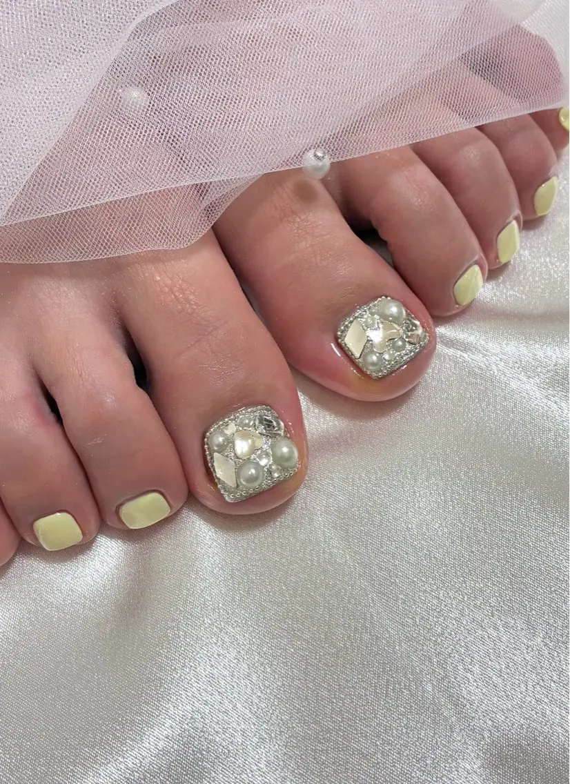 ネイル フットネイル フットネイル 伊藤 菜緒のネイルデザイン