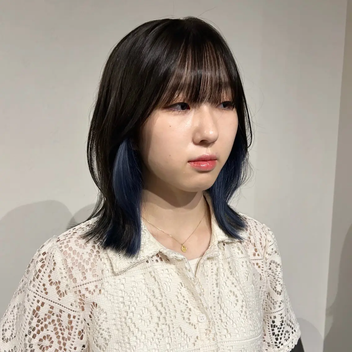 セミロング カラー ブルーカラー ヘアカラー hinano ヒナノのヘアスタイル