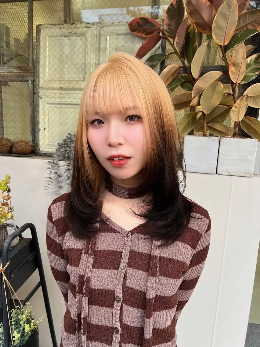 セミロング 🩵みずき/レイヤー /韓国ハイトーン🩵のヘアスタイル