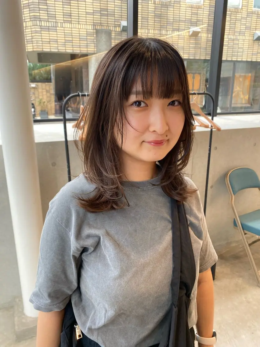 ミディアム カラー カット ヘアカラー トリートメント Saki/レイヤー/ 柔色カラー/顔まわりのヘアスタイル