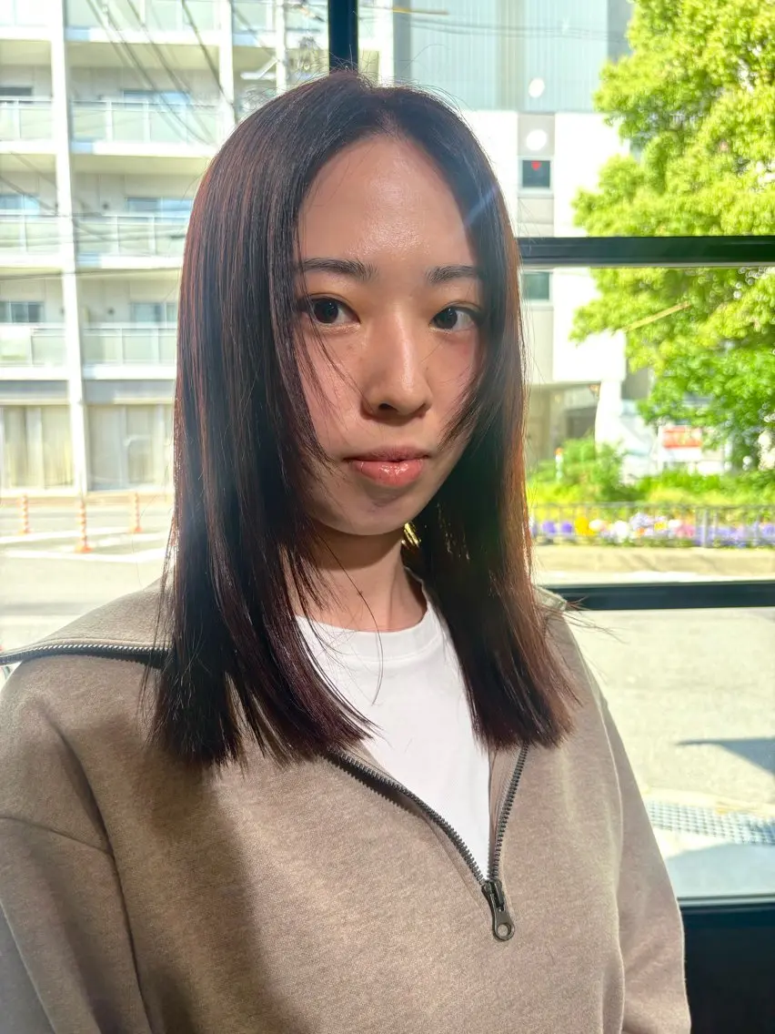 ミディアム カラー カット ヘアカラー 井本 早紀のヘアスタイル