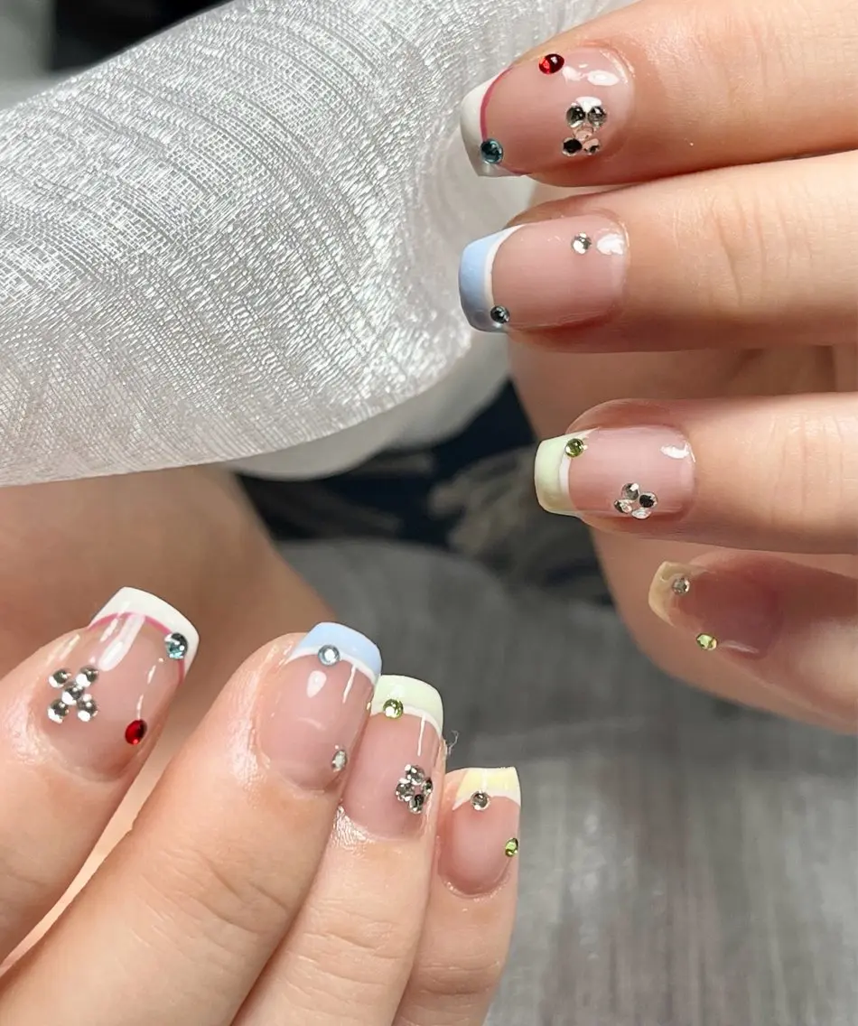 ネイル 長さ出し フレンチネイル グラデーション マグネットネイル マグネットフレンチ ハンドネイル ハンドケア 💕Dreamy KIYO💕のネイルデザイン
