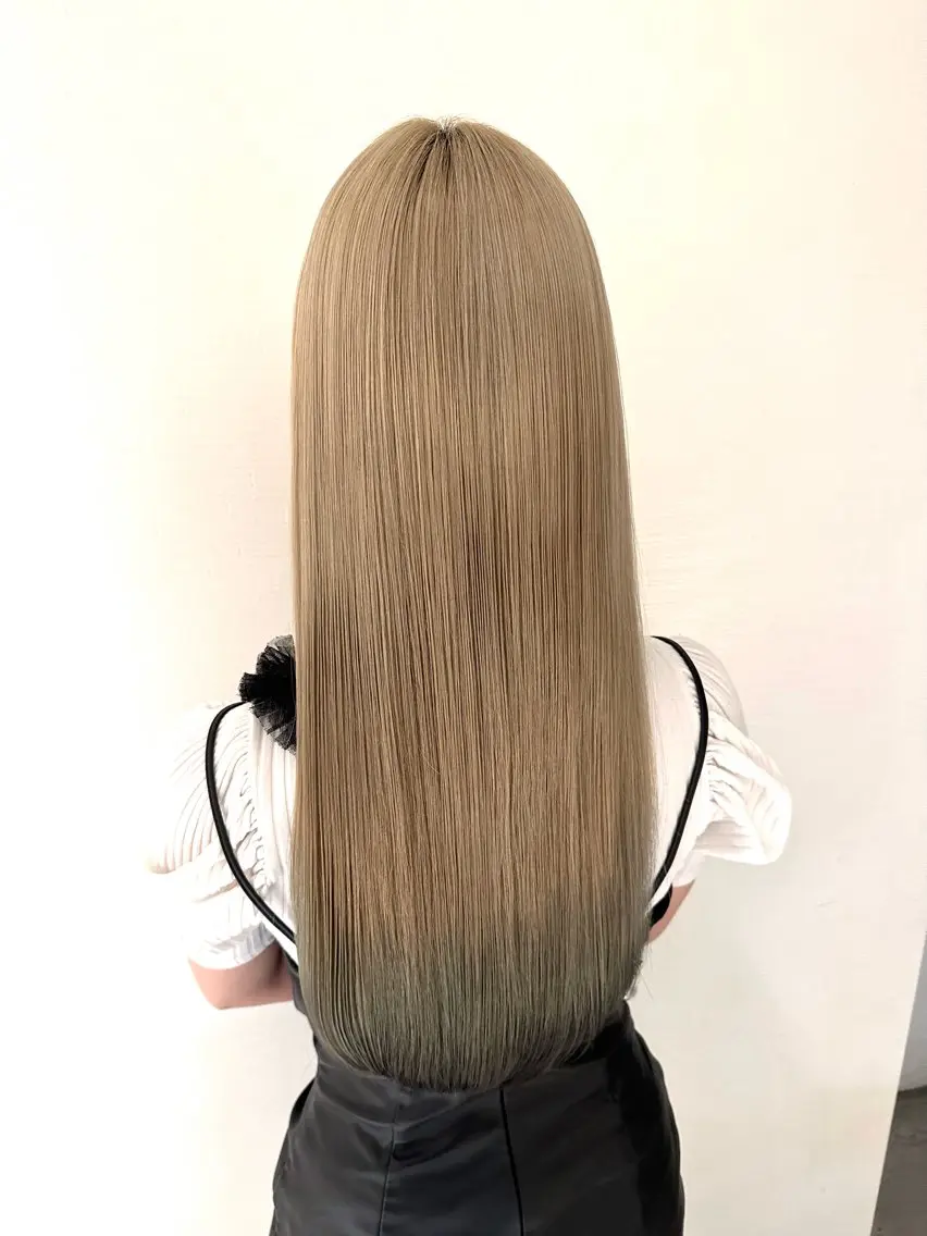 ロング カラー 髪質改善 トリートメント ヘアカラー トリートメント 🌈ハイトーン髪質改 善🌈polon🌟のヘアスタイル