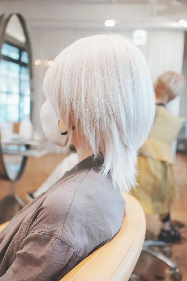 ミディアム ヘアカラー ✨デザインカラー✨ ハイトーン　森貴章のヘアスタイル