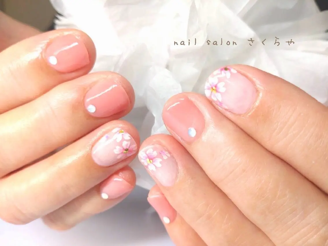 ネイル ネイルチップ さくらや❤ パラジェル使用のネイルデザイン