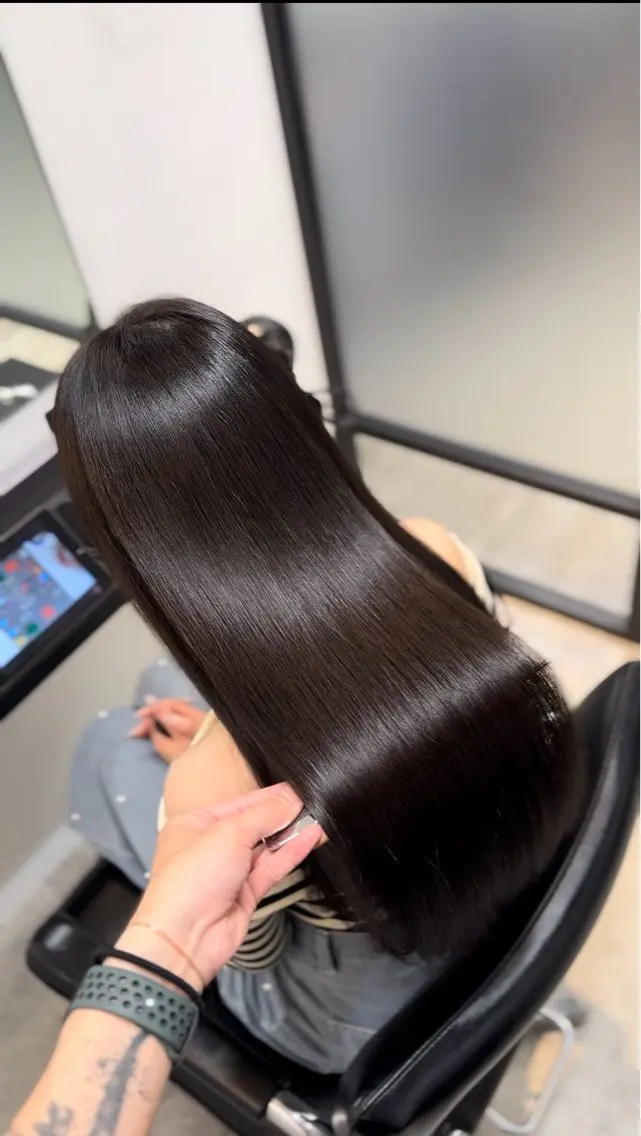 ロング 髪質改善 トリートメント ヘアカラー トリートメント ツヤ髪 /髪質改善 松岡将太郎のヘアスタイル