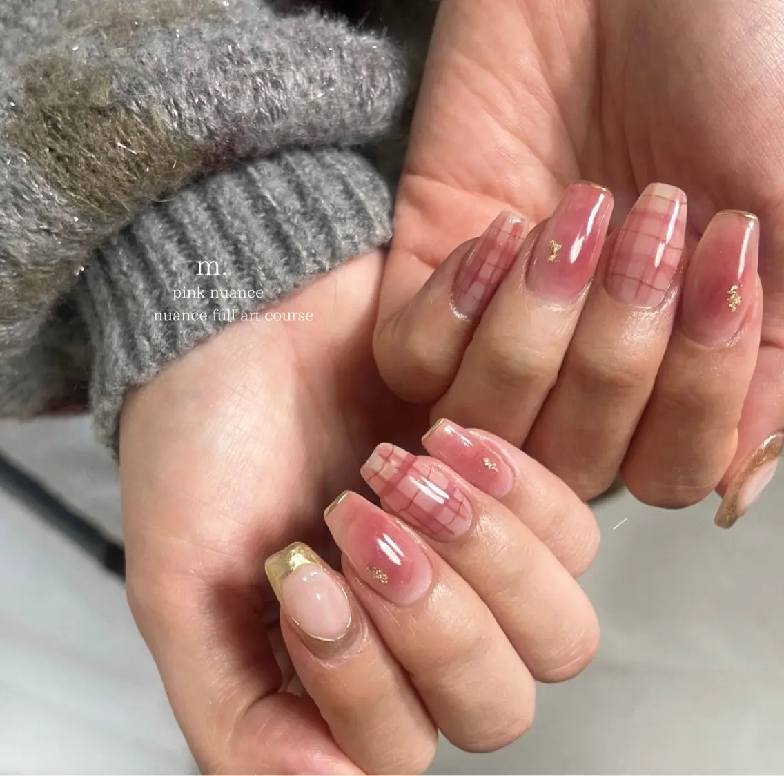 ネイル 韓国ネイル ミラーネイル ニュアンスネイル ピンク 冬ネイル フットネイル m.nail salonのネイルデザイン