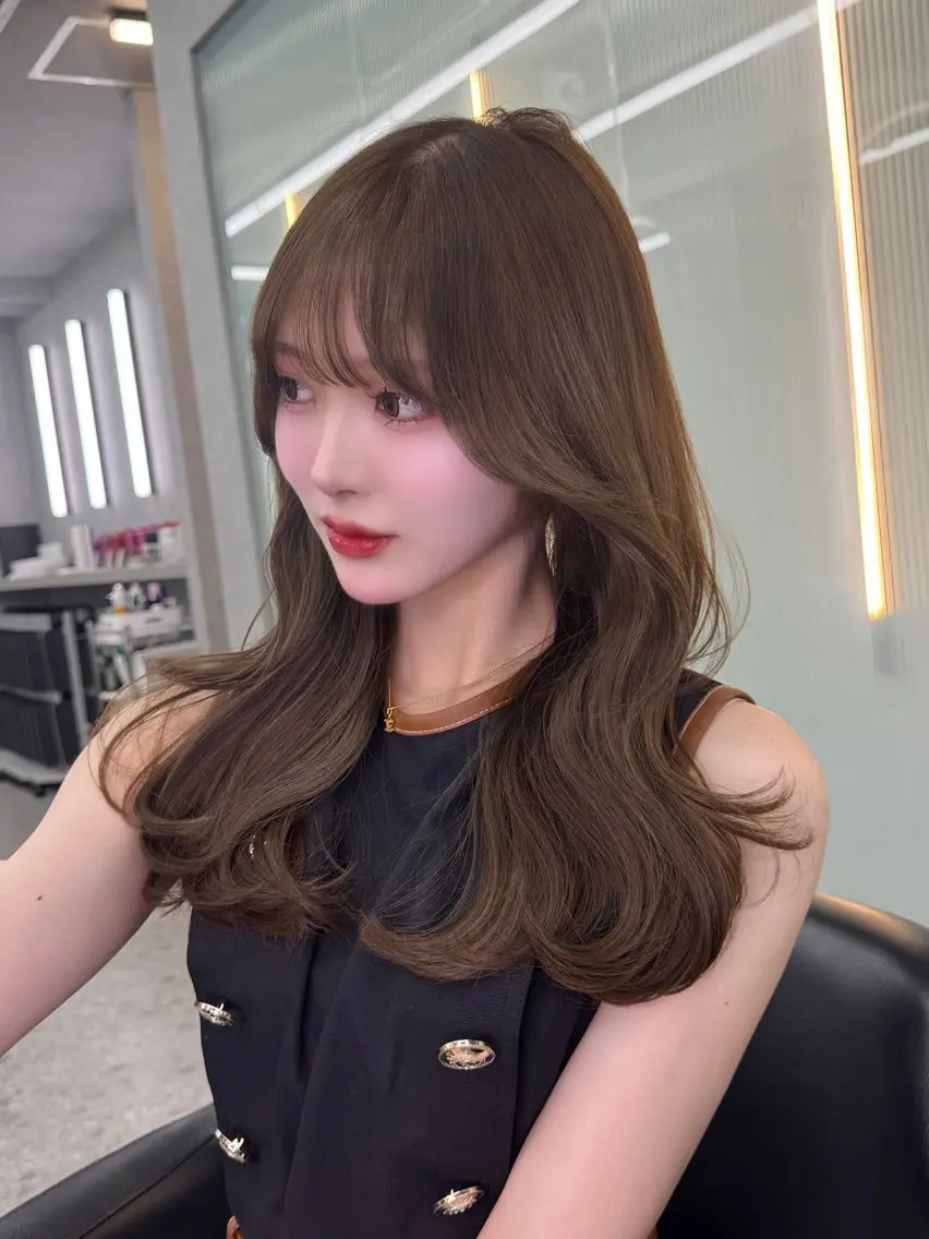ミディアム レイヤーカット 博多美容室 JURIのヘアスタイル