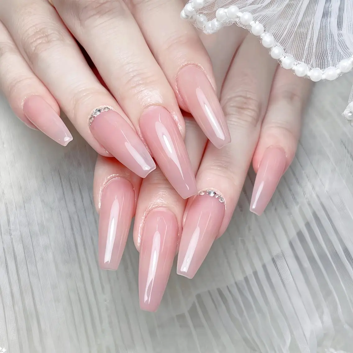 ネイル queensnail 🧸mikaのネイルデザイン
