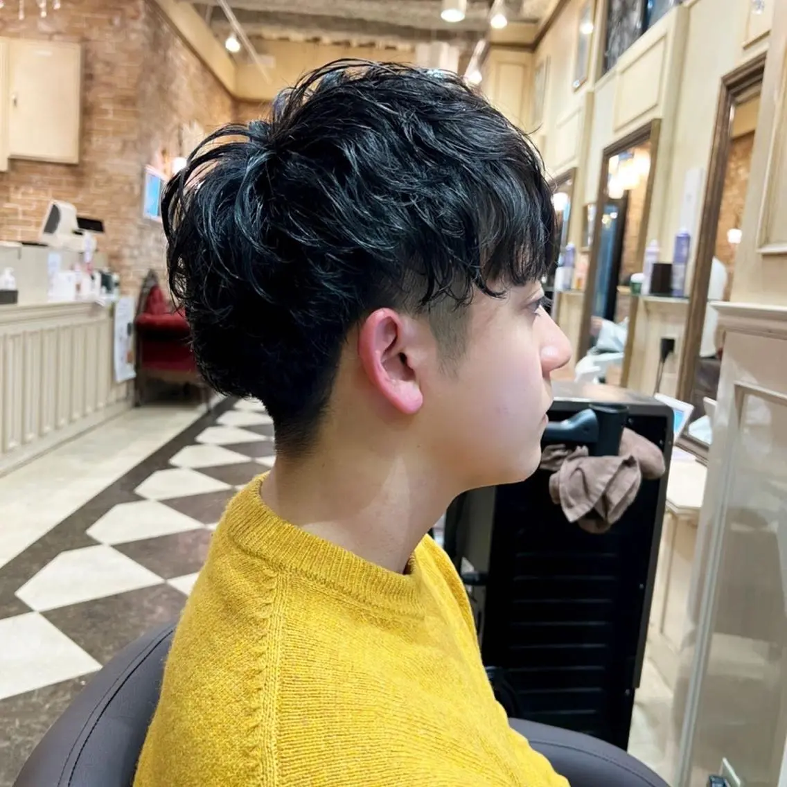 ショート 鈴木 優一のヘアスタイル