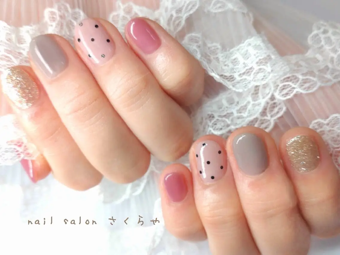 ネイル ドット ガーリー ワンカラーネイル シンプルネイル ハンドネイル さくらや❤ パラジェル使用のネイルデザイン