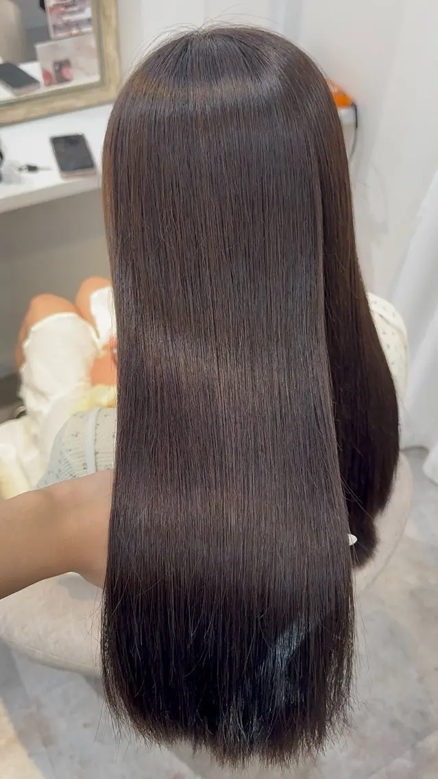 ロング カラー アッシュ アッシュブラウン ベージュカラー 黒髪 ブリーチ カット ヘアカラー トリートメント 赤み無し柔らかカラー 【梅田】madokaのヘアスタイル