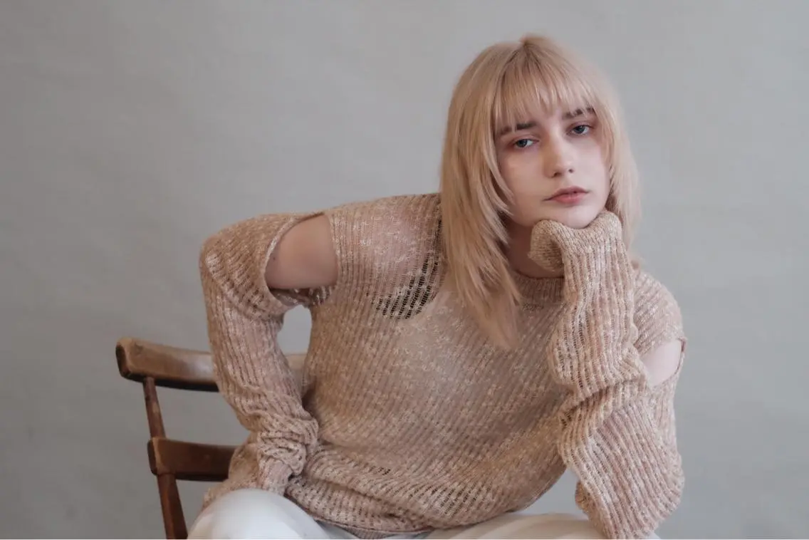ミディアム アライ ナタカのヘアスタイル
