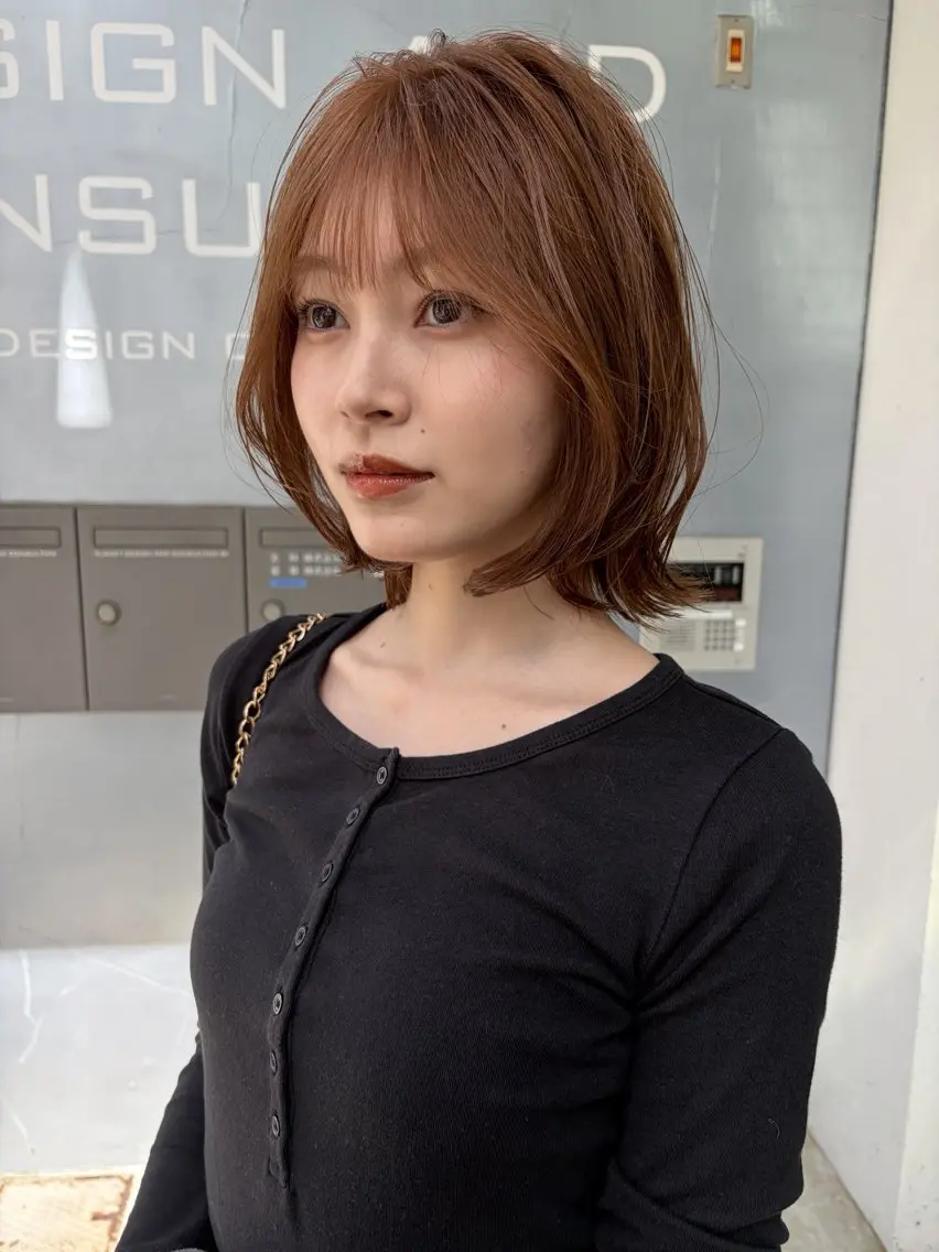 ミディアム カラー ベージュカラー ブリーチ ブリーチなしカラー カット ヘアカラー トリートメント 赤み消しカラー/ ミントカラー/トモキのヘアスタイル
