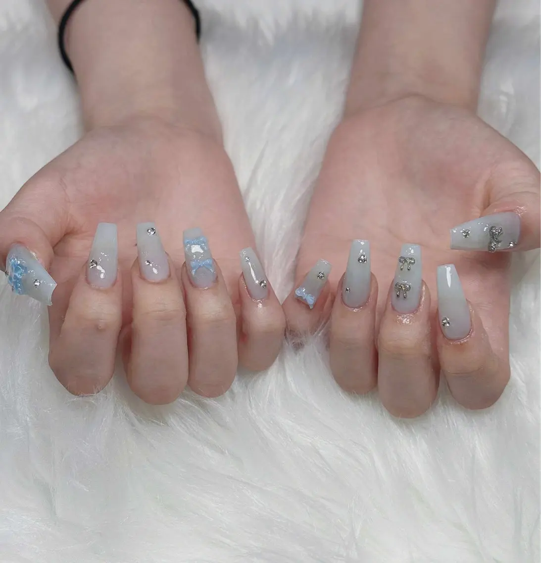 ネイル オーロラネイル チークネイル フットネイル フレンチネイル ジェルネイル ハンドネイル Nichi Nailsのネイルデザイン