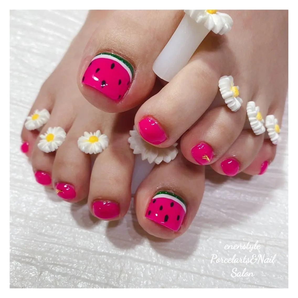 ミディアム ネイル 🐾enen style 🐾のネイルデザイン