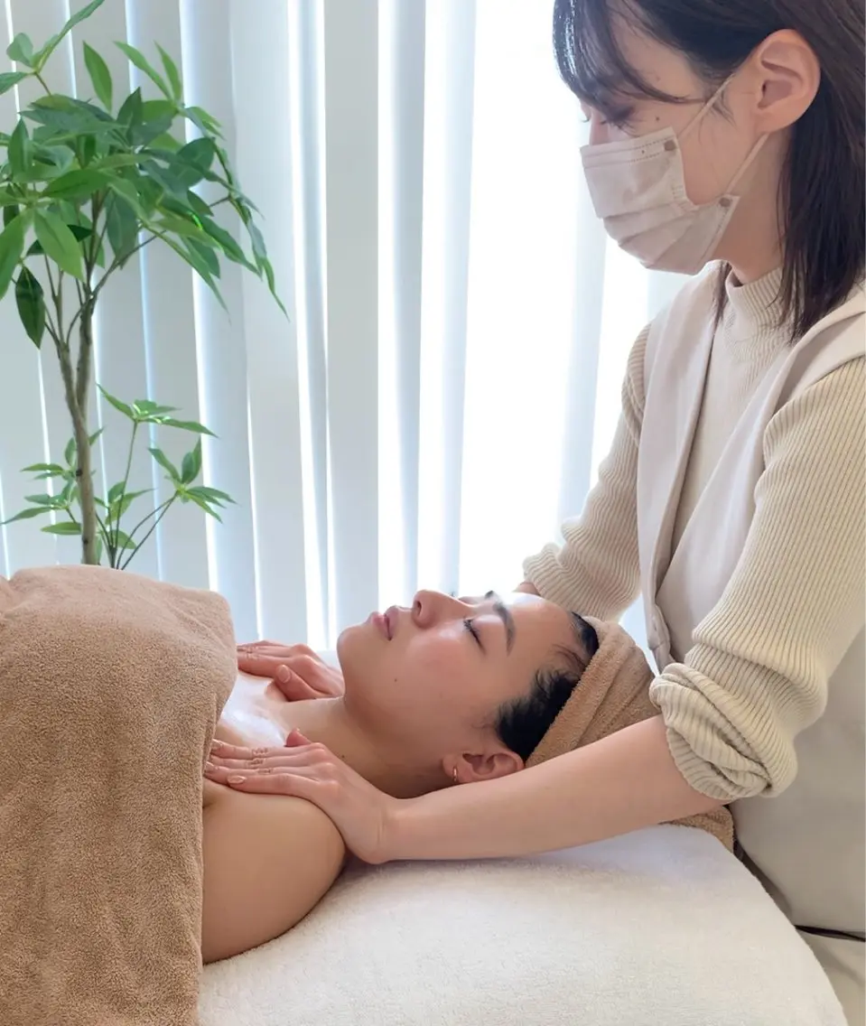 小顔&デコルテ Spa “koti”のエステ・リラクイメージ