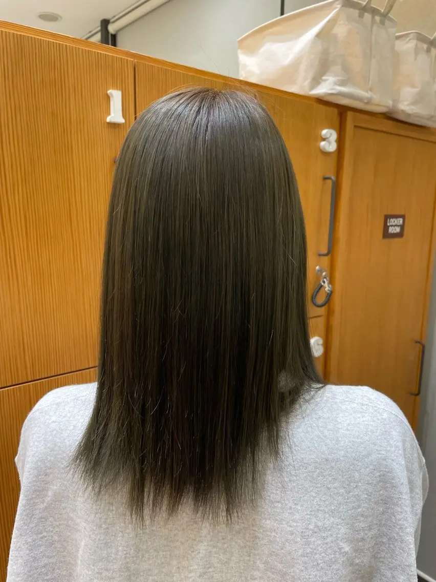 ミディアム 三宅 瑠偉のヘアスタイル