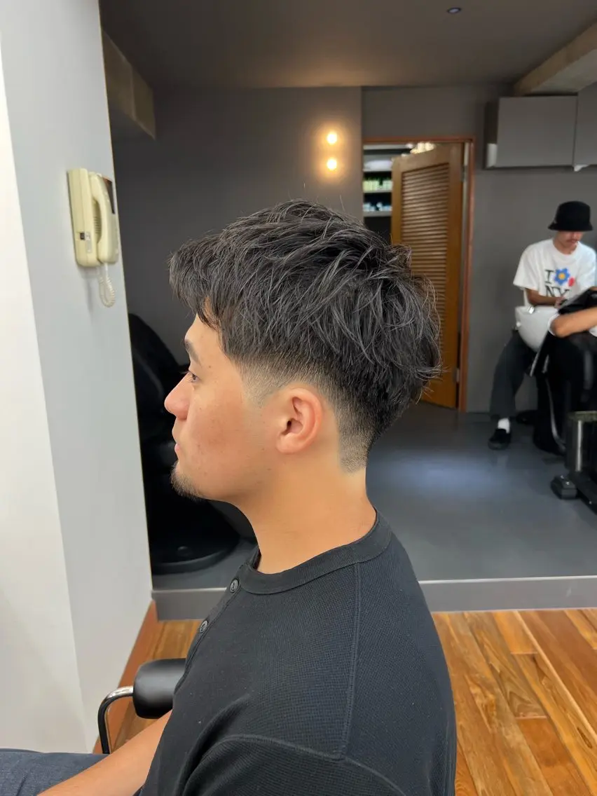 ショート メンズ カット メンズカット✂️ スキンフェード伊藤陸のヘアスタイル