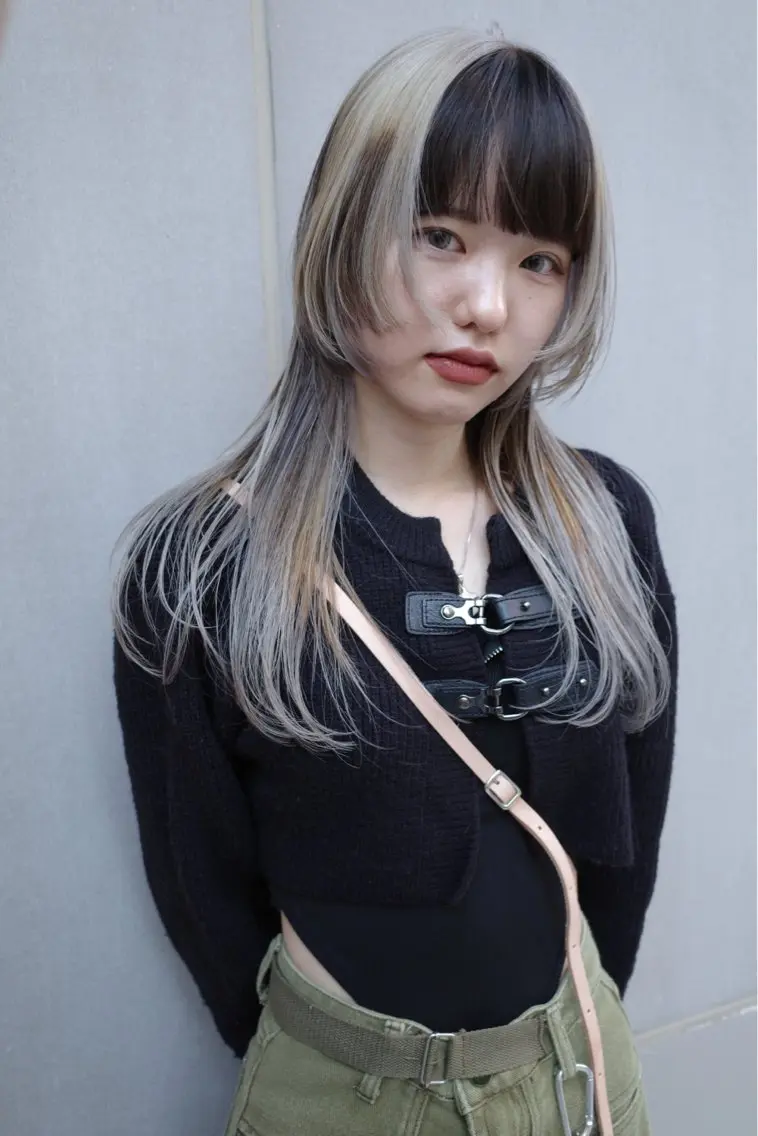ミディアム カラー カット ヘアカラー トリートメント ブリーチ😼 ボブ✍️レイヤーのヘアスタイル