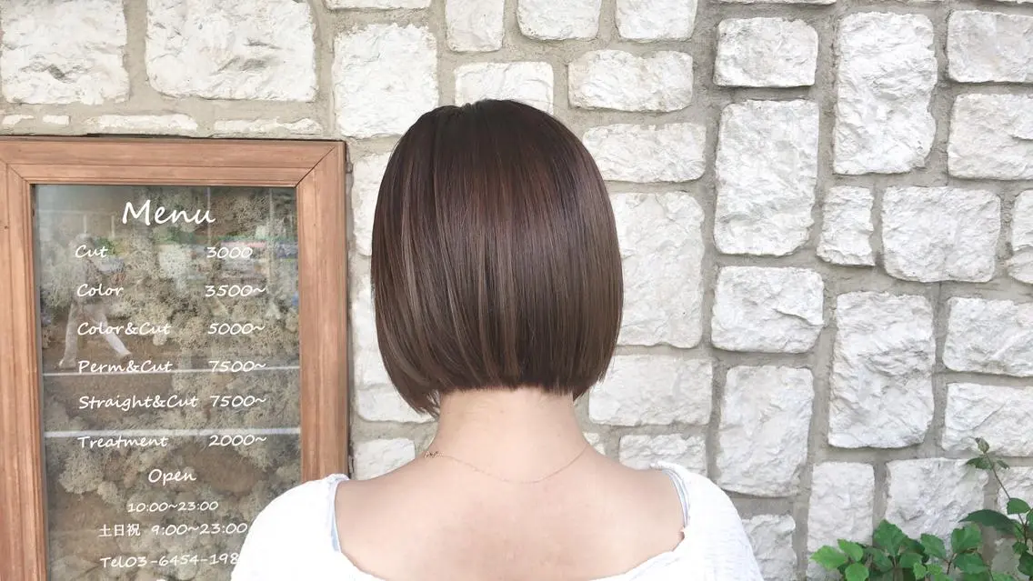 ショート カラー パーマ ヘアアレンジ メンズ キッズ ネイル マツエク・マツパ ベージュカラー ショコラベージュ ボブ カット ヘアカラー トリートメント 髪質改善/透明感 OAK兵庫のヘアスタイル