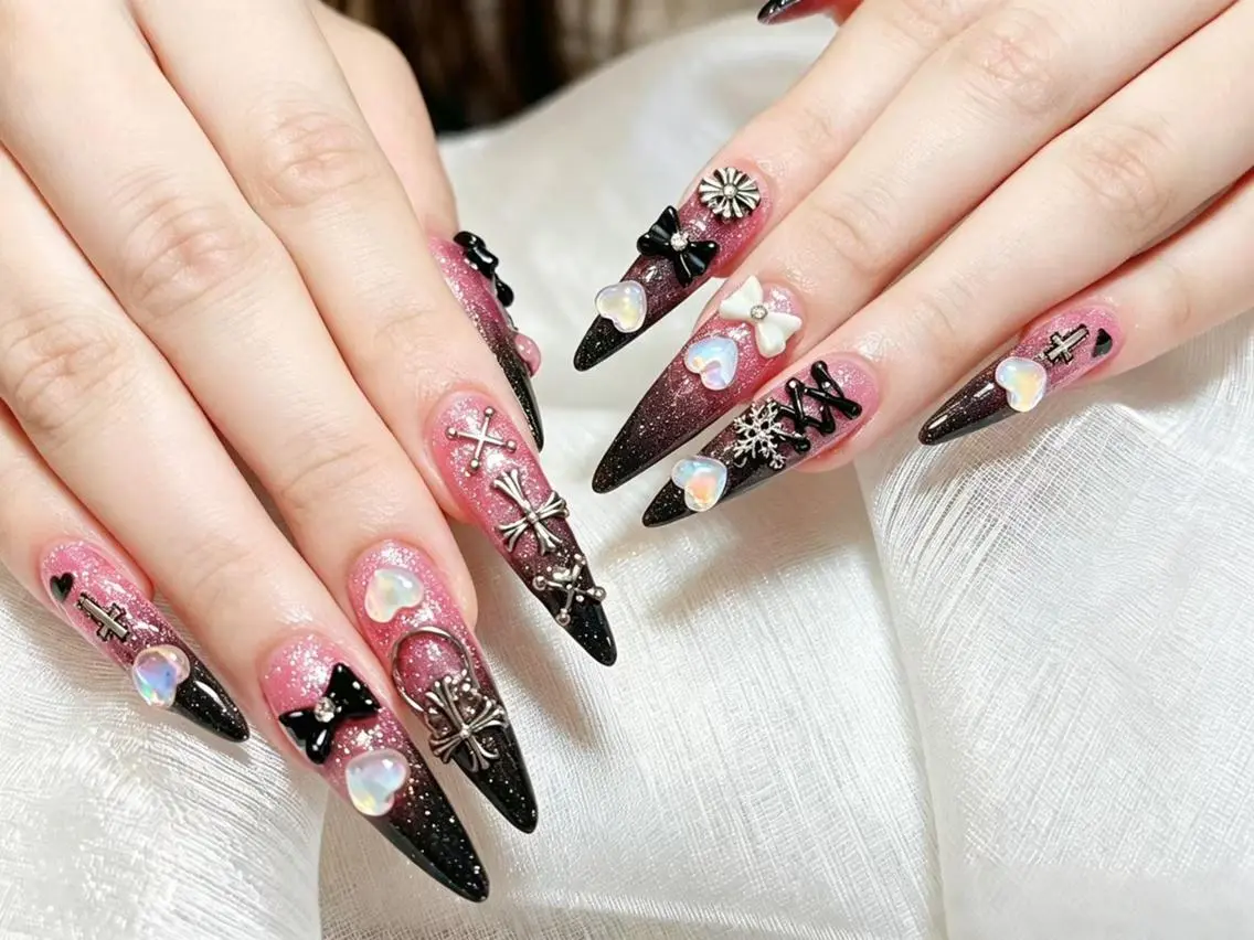 ネイル フレンチネイル ジェルネイル ガラスフレンチ 韓国ネイル マグネットネイル ハンドネイル ハンドケア The Nail💗 Ayaseのネイルデザイン