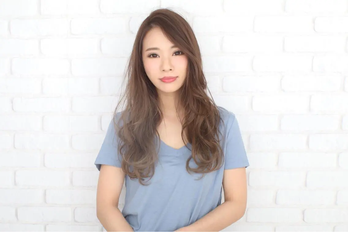 ロング カラー noa ノアのヘアスタイル
