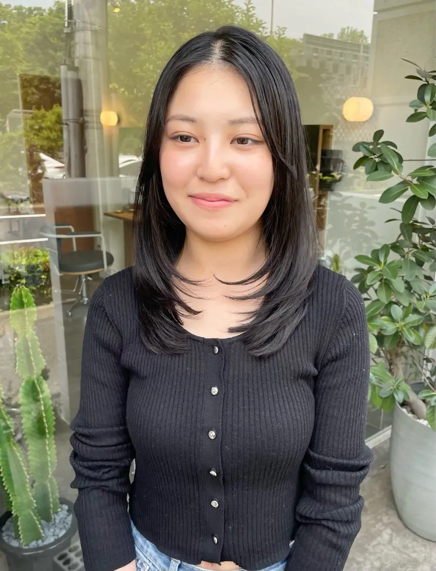ミディアム レイヤーカット yukii しまむら のぞみのヘアスタイル