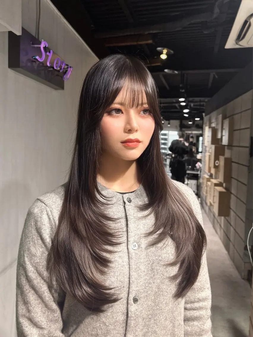 ロング 韓国風カラー 卒業式のヘアスタイル ハッシュカット 韓国風ヘア レイヤーカット MEI🎀レイヤー 🎀韓国styleのヘアスタイル