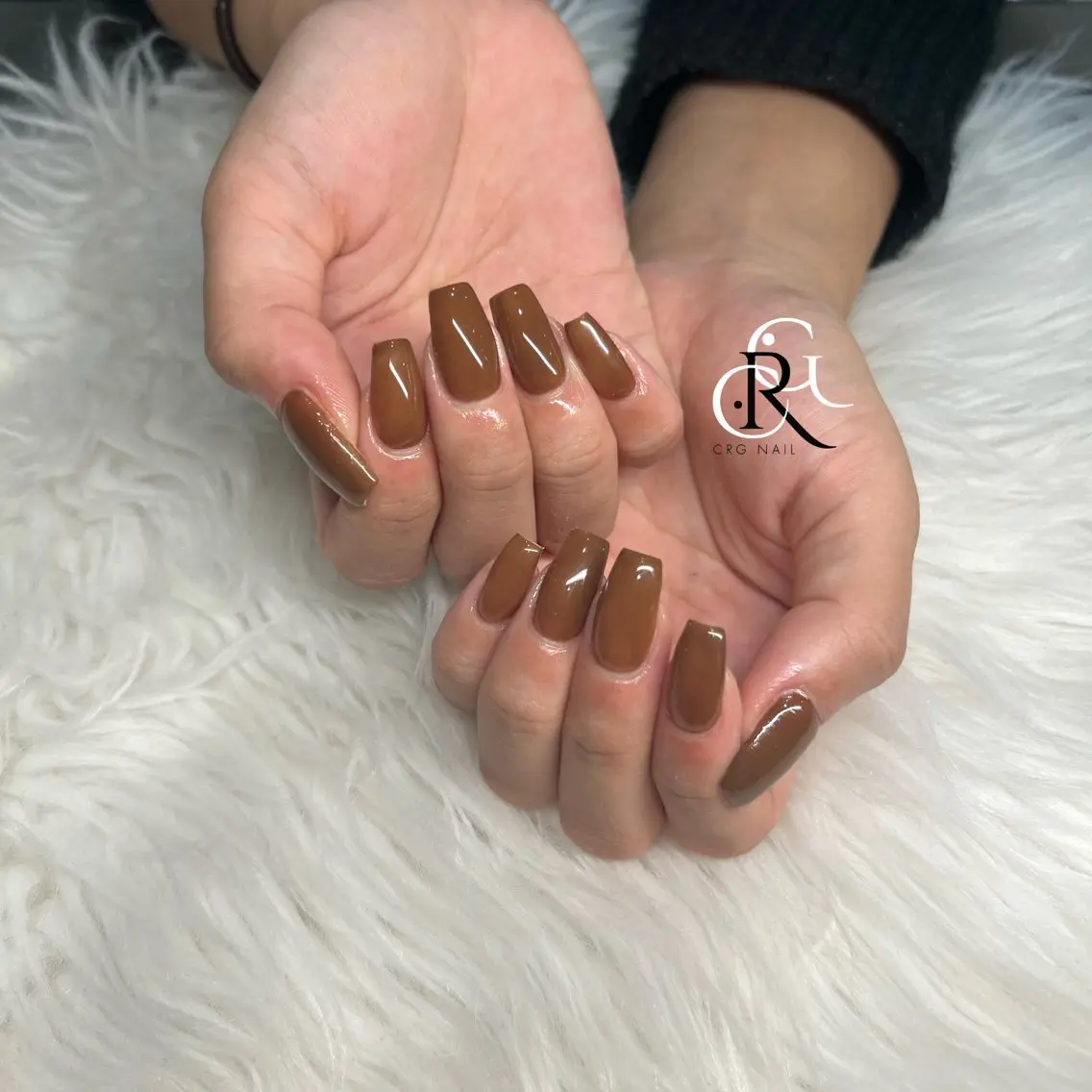 ミディアム ハンドネイル CRGNAIL EMIRIのネイルデザイン