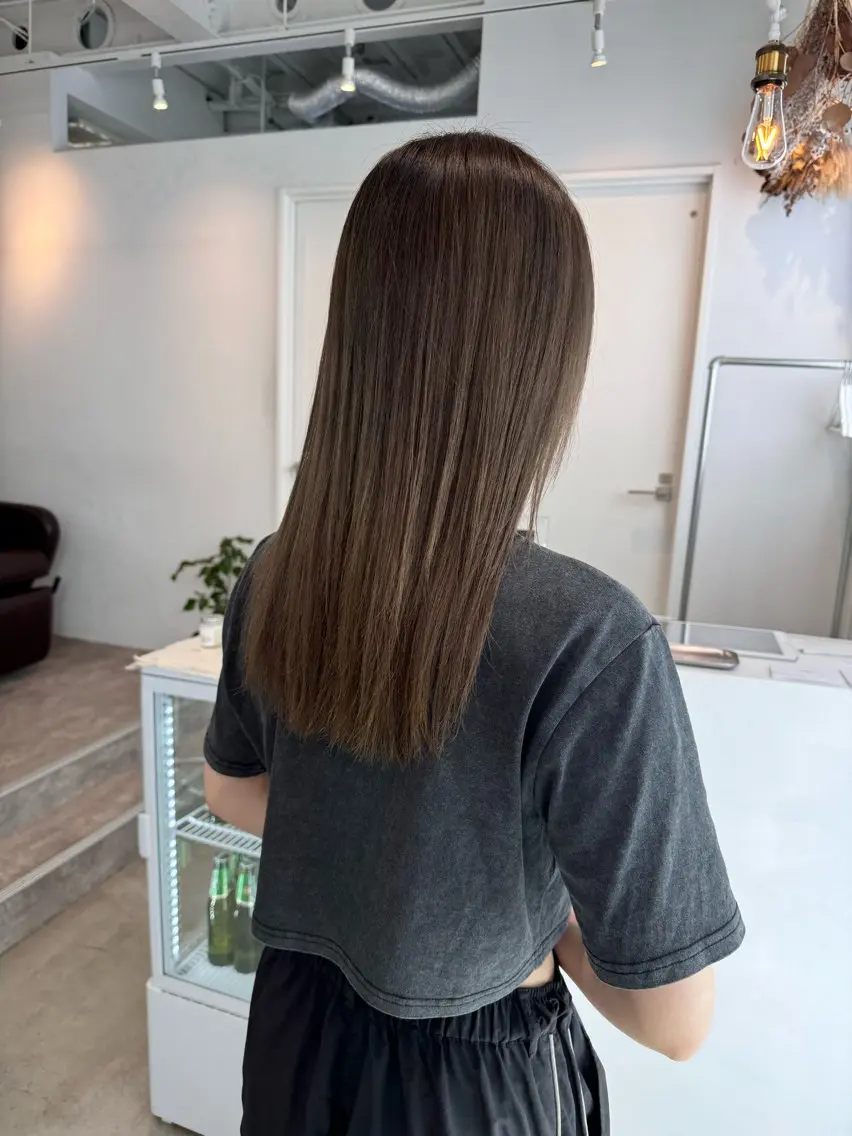 ロング カラー ヘアカラー 松坂 真衣のヘアスタイル