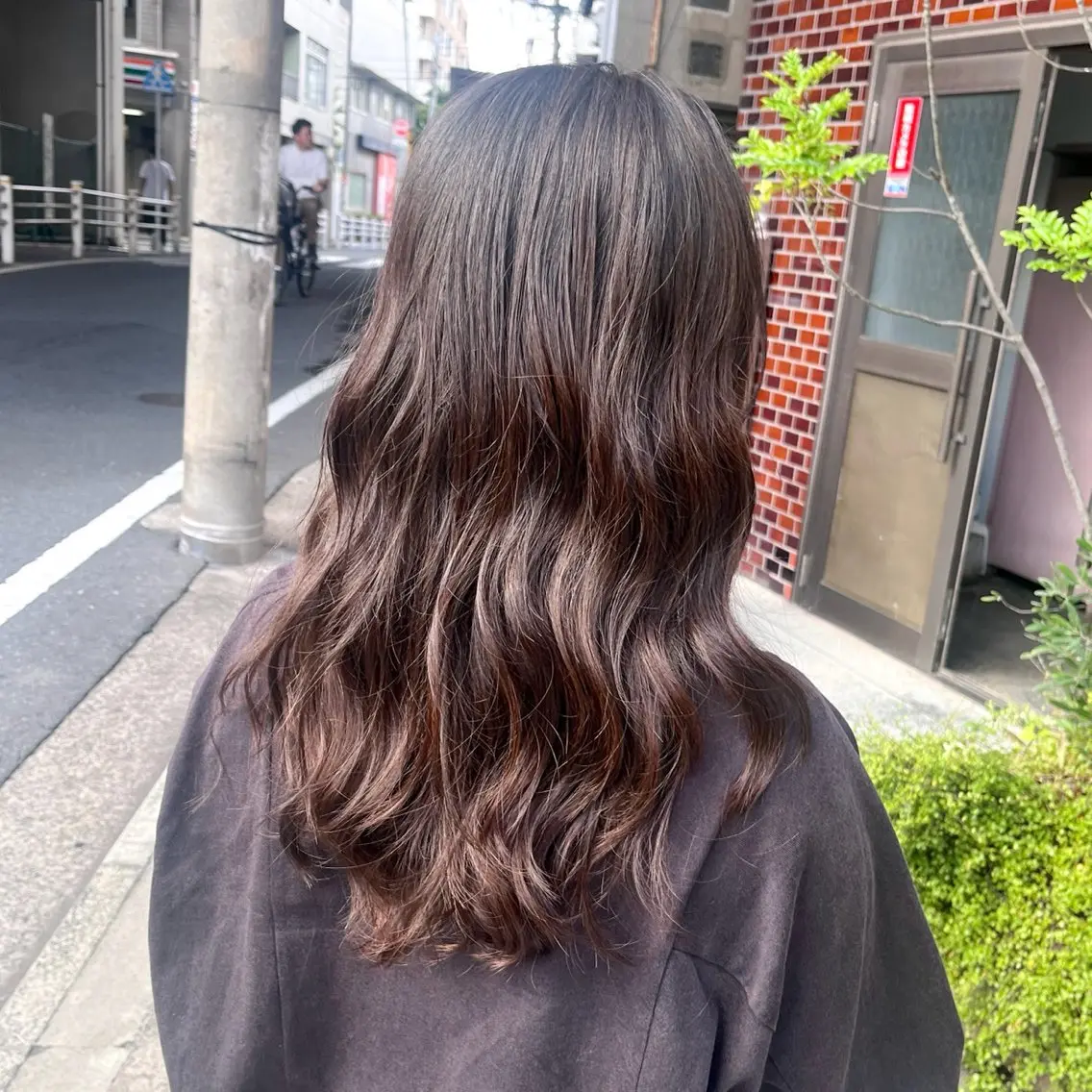 ロング パーマ カット パーマ トリートメント 伊藤 玲衣のヘアスタイル